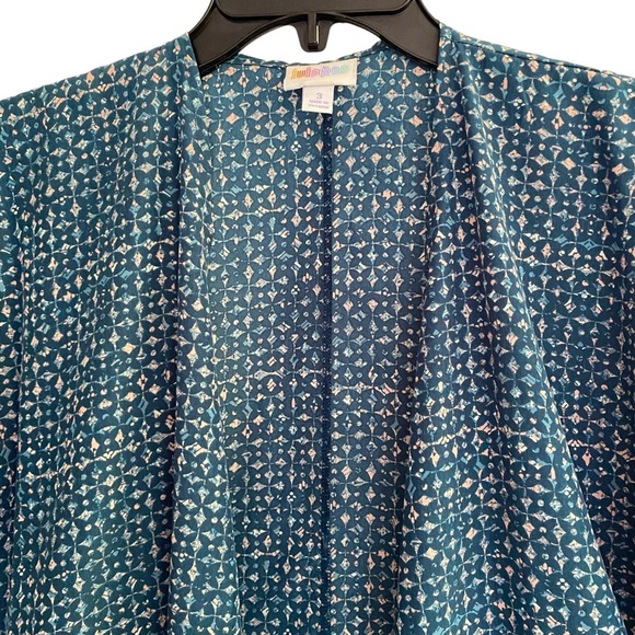 LulaRoe BIANCA Kimono Size 3 (Women's Sm-Med) Blue Small Floral Print - Picture 3 of 7